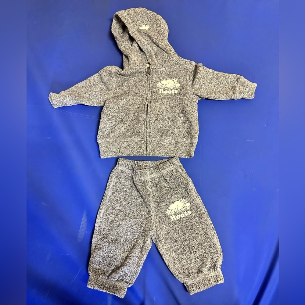 Roots Sweatshirt and Sweatpants 3-6 months